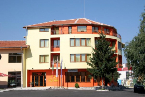 Гостиница Hotel Grand, Самоков